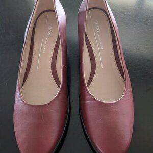 Ecco red dress shoes